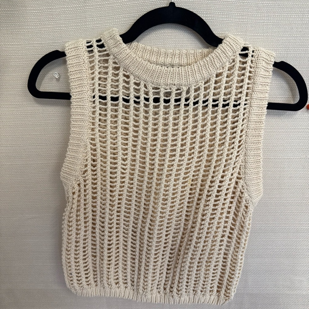 Cream Cropped Sleeveless Cowl Sweater